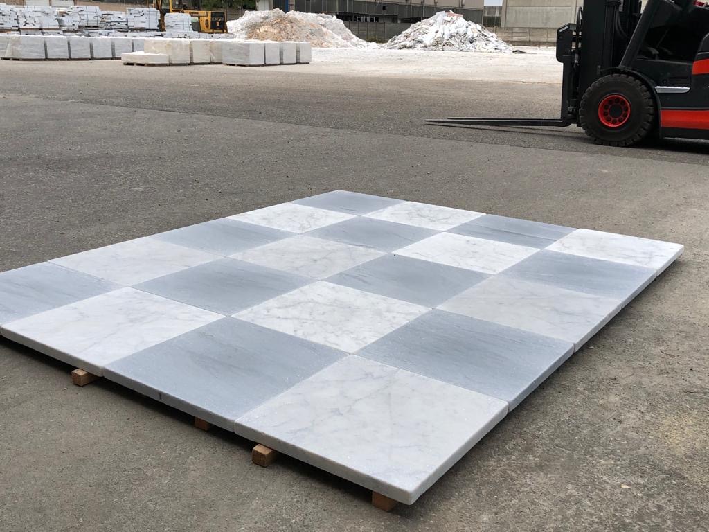 Senini Stone srl | BARDIGLIO E CARRARA 40X40 BURATTATO SP. 1 CM